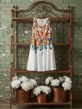 DB Super adorable peach floral dress